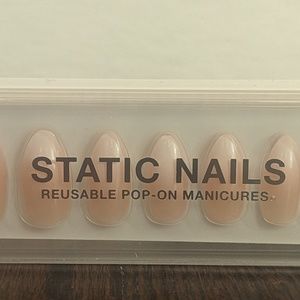 Mademoiselle Almond - Static Nails - NWT - Reusable Pop-On Manicure